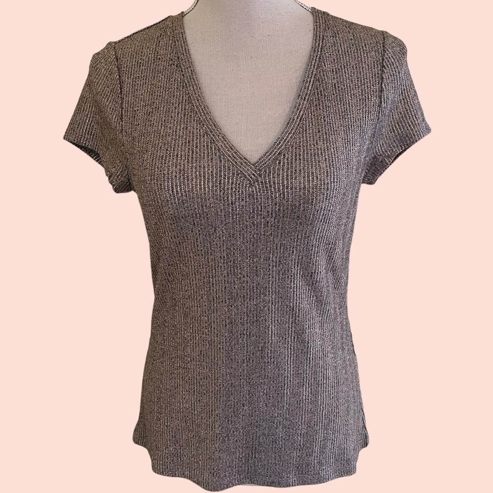 White House Black Market Rose Gold V-Neck Short Sleeve Foil Tee XS